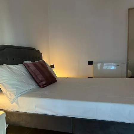 Dina Bed & Breakfast Rome