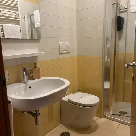Dina 4* Rome